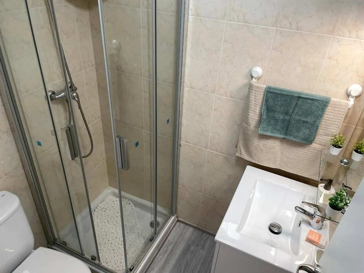 Appartamento Moderno Piso De 3 Dormitorios En La Playa De Rincon De La Victoria Malaga
